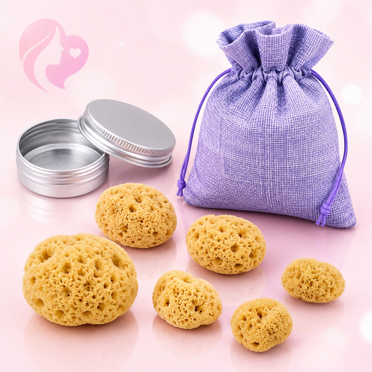 Menstruationsschwämme in verschiedenen Größen, natürlicher gelber Luffaschwamm, mit Aluminiumbehälter und violettem Leinenbeutel